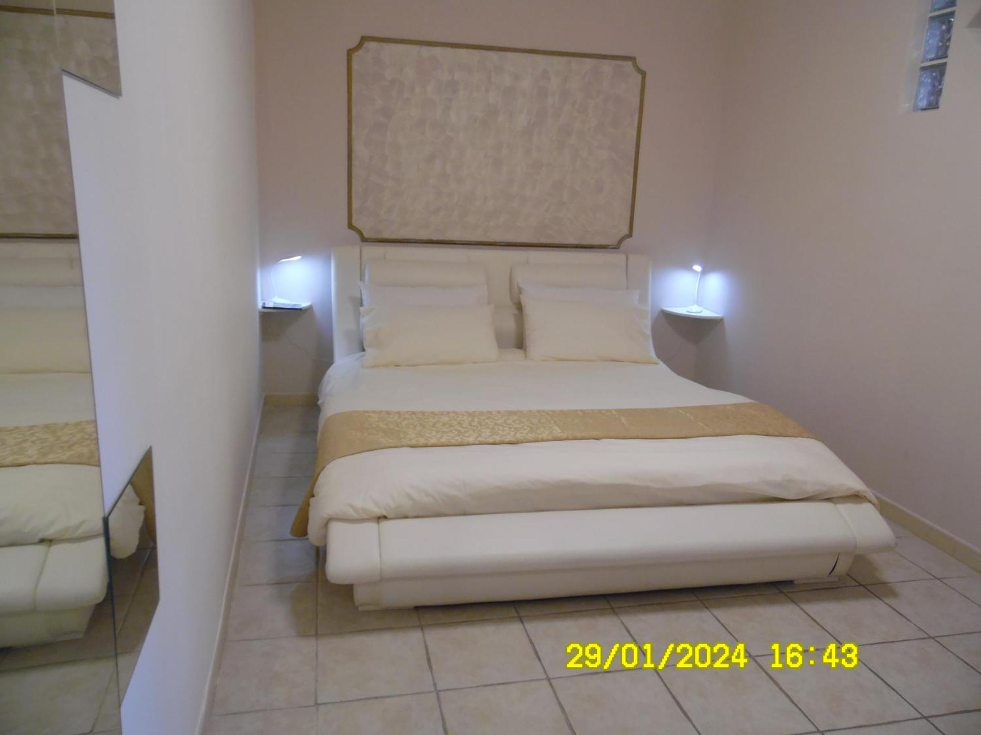 La Casa Di Giuditta - B&B Casa Vacanze - Ramacca Екстериор снимка